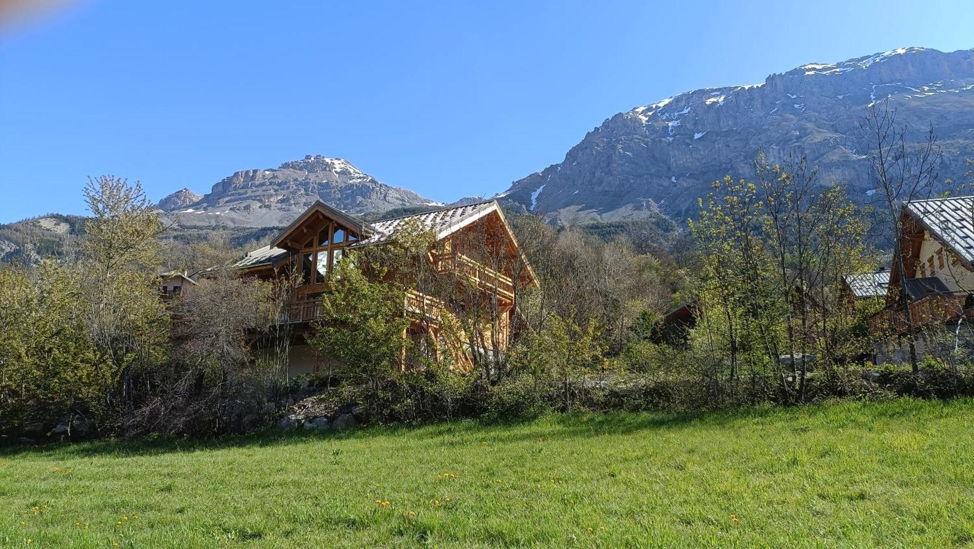 Les Cabris Bed & Breakfast Pelvoux Exterior photo